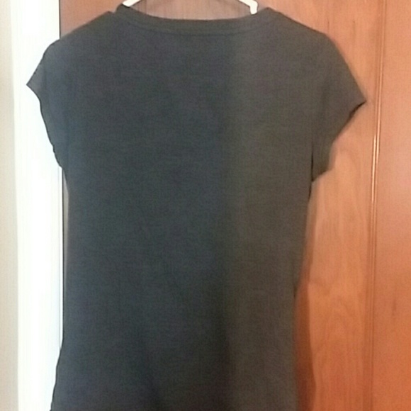 Aeropostale T-shirt - Picture 3 of 4